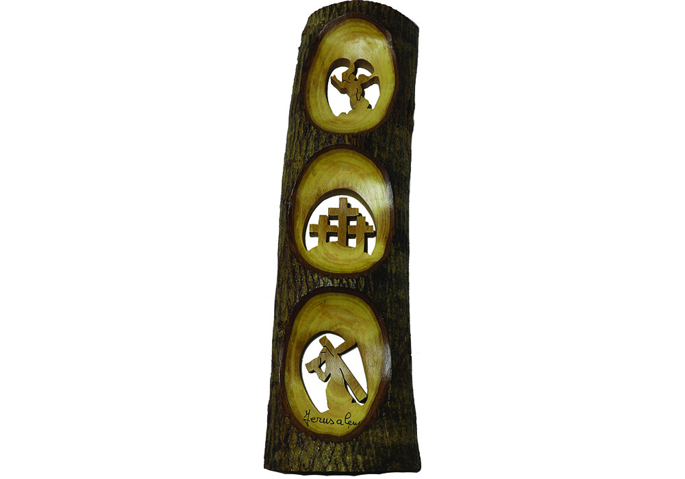 BK20E – Carved Bark 3 Scenes Crosses