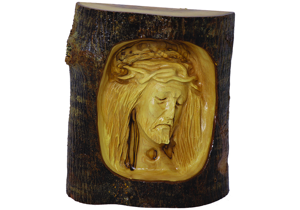 BK10 – Carved Bark Christ
